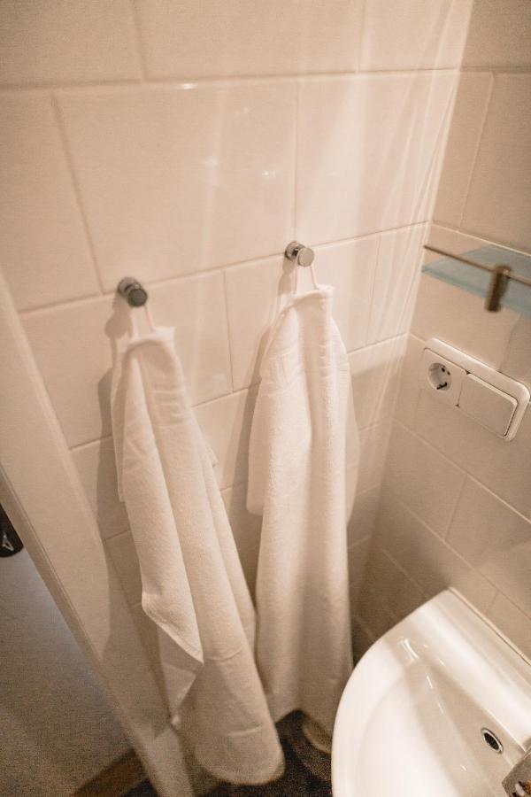 Residenz Weingut Schloss Reinhartshausen Bed & Breakfast Eltville am Rhein ภายนอก รูปภาพ