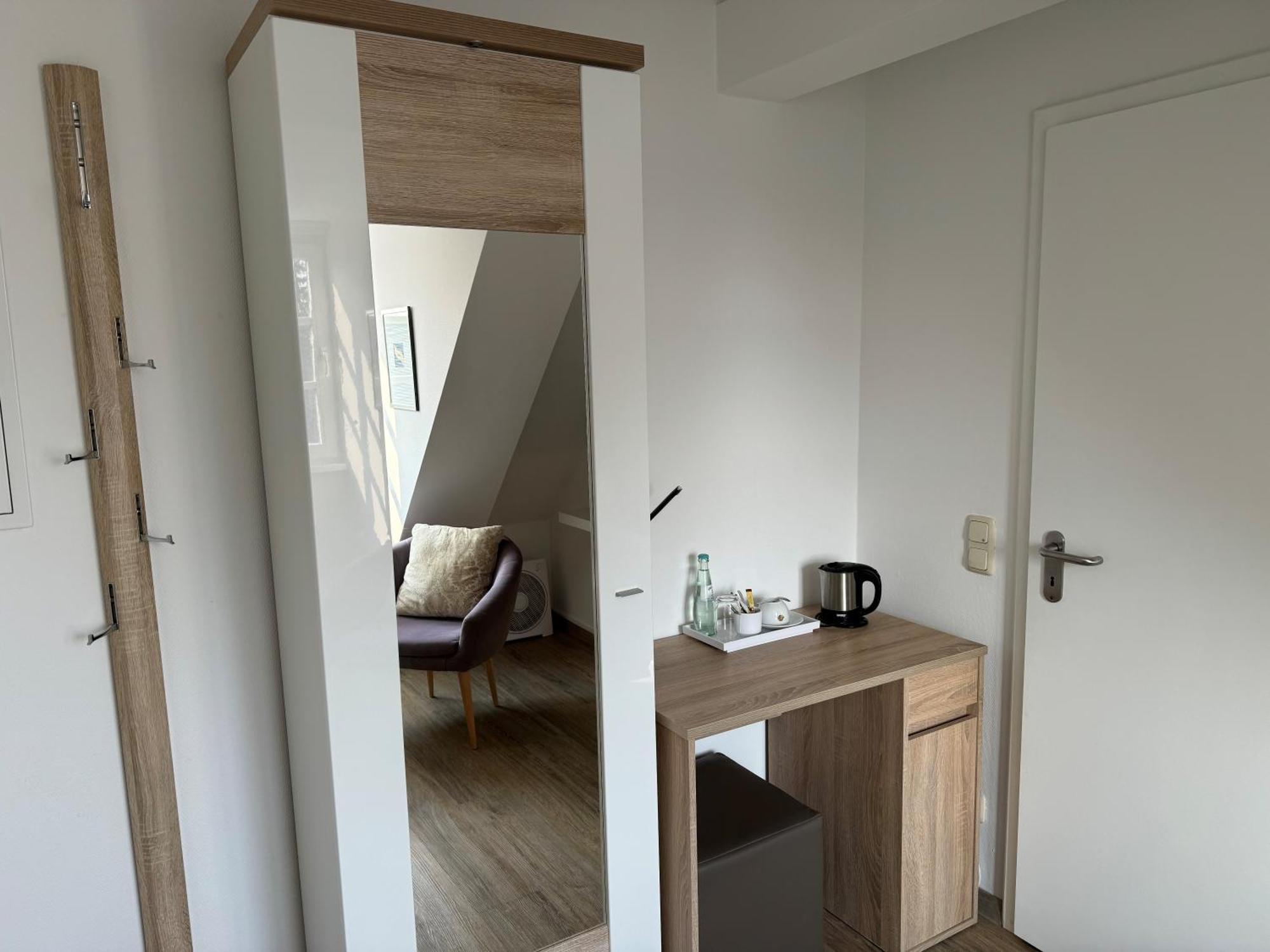 Residenz Weingut Schloss Reinhartshausen Bed & Breakfast Eltville am Rhein ภายนอก รูปภาพ