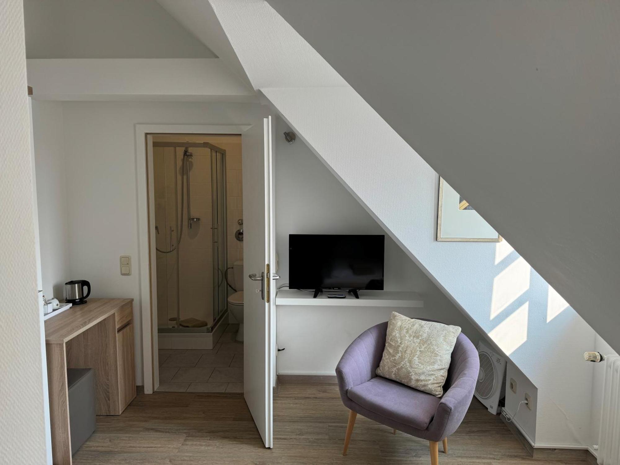 Residenz Weingut Schloss Reinhartshausen Bed & Breakfast Eltville am Rhein ภายนอก รูปภาพ