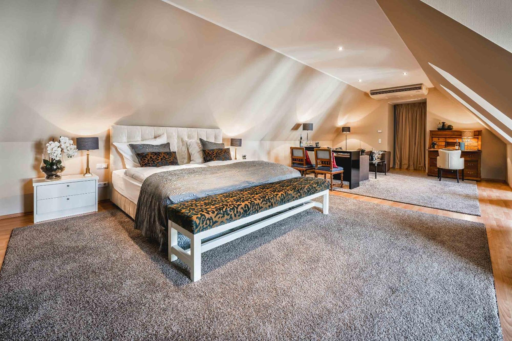 Residenz Weingut Schloss Reinhartshausen Bed & Breakfast Eltville am Rhein ภายนอก รูปภาพ